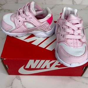 3C Pink Huarache Run